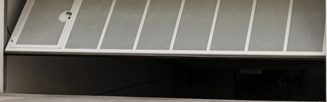 How To Manually Open A Garage Door When There's No Power