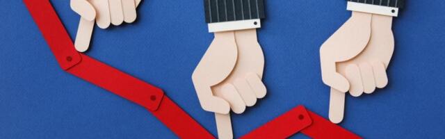 Bitcoin pulls back to $90,000 as early Friday rally attempt fails