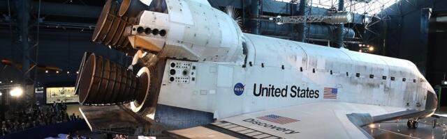 Texas Republicans Want to Steal Space Shuttle Discovery From the Smithsonian