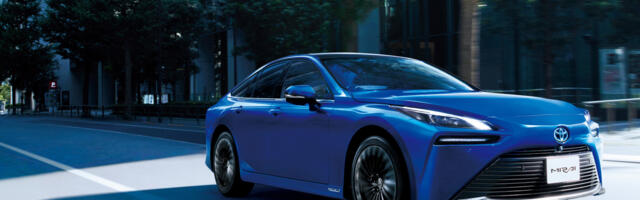 How Do Hydrogen-Powered Auto Engines Work?