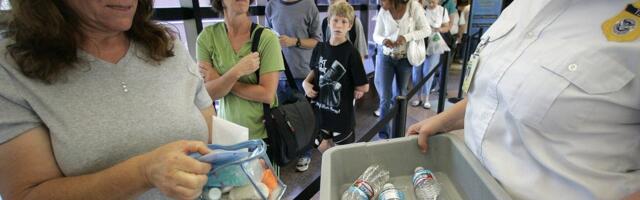 Silicon Valley airport tests 'José,' an AI-powered robot to ease travel snarls