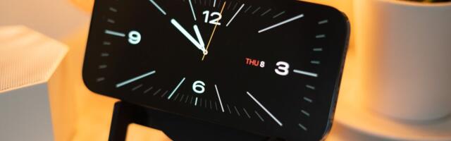 Apple’s plans for a smart display suffer a Siri-related setback