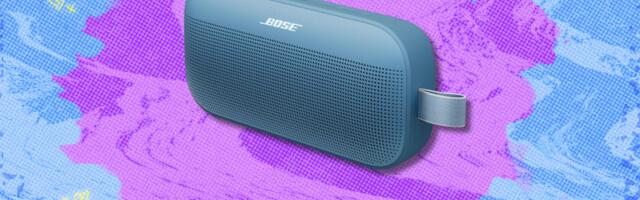 The Bose SoundLink Flex speaker is $50 off right now — get it for under $100 at Amazon