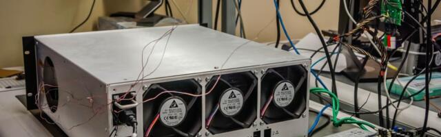 Bitcoin Miner Revenue Drops to 2-Month Low, but Selling Pressure Remains Absent: CryptoQuant