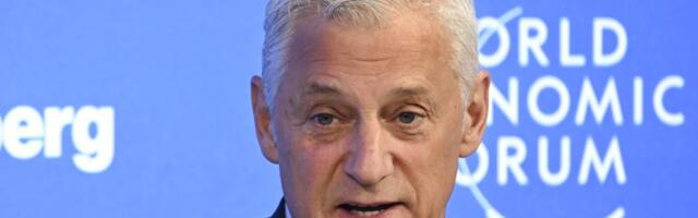 Standard Chartered CEO says this is the reason he won't make staff return to the office