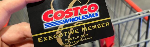 Costco says new extended hours added 1% to weekly sales