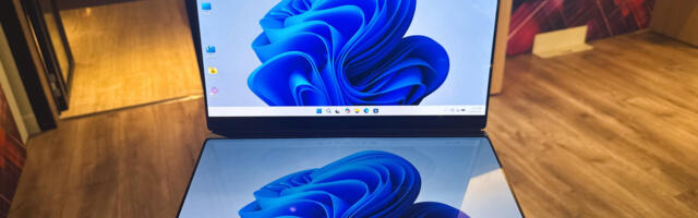 I tried Lenovo’s wild modular ThinkBook at MWC, and now my laptop feels outdated