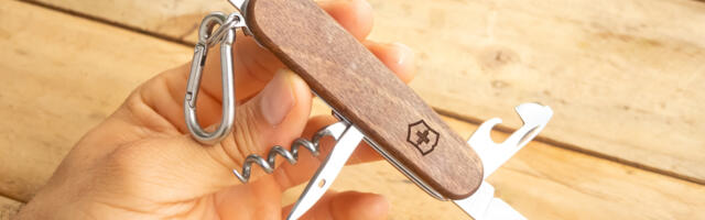 Which Swiss Army Knife Is Used By The Military?