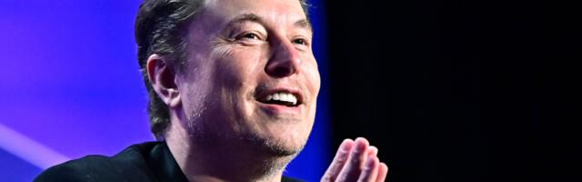 Tesla shareholders approve Elon Musk’s $1tn pay deal