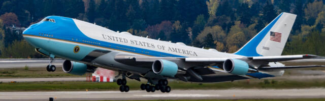 US Makes $400M Deal To Back Up Future Air Force One Plans
