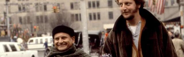 Daniel Stern says Joe Pesci really bit Macaulay Culkin’s finger during ‘Home Alone’