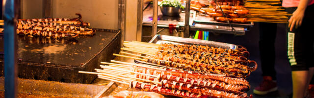 Man eats dubious street food—ends up blowing apart his GI tract