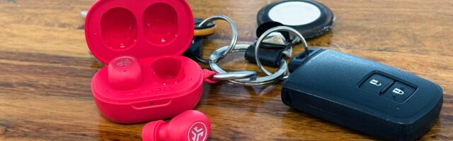 I tried the ‘world’s smallest’ noise-cancelling earbuds — and the size isn’t even the most mind-blowing thing about them