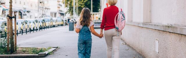 I live within 30 minutes of my 5 grandchildren. To keep our bond strong, I follow 10 rules.