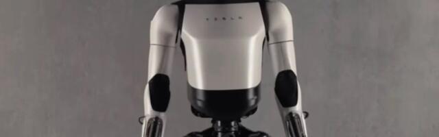 Watch how Tesla’s humanoid robot recovers from a stumble