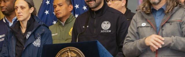 Airlines Cancel Over 7,000 Flights as Blizzard Hits Northeast