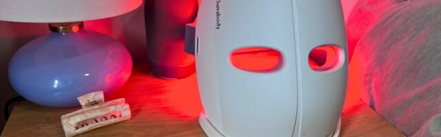 We spent a year testing the best red light masks. We found 5 we love and 2 to avoid.