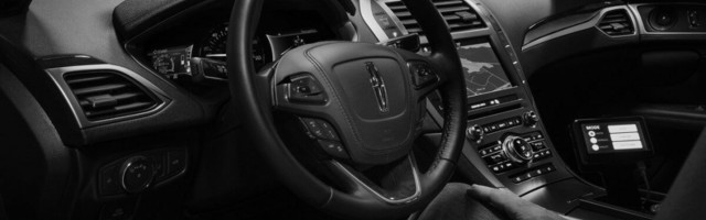 Telus, BlackBerry bank on Car IQ’s new connected car payment platform