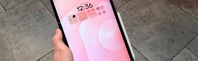 I tried the Samsung Galaxy Tab S11, and it’s a productivity powerhouse that takes the fight to iPadOS 26