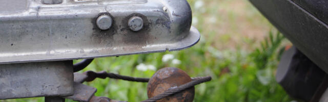 Here's How Often You Should Be Replacing Your Towbar