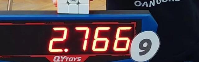 Кубик Рубика и суперспособности. Как думают компьютер, робот и человек, когда решают кубик 3×3×3?