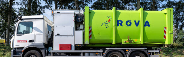 What Is A Roll-Off Truck And How Is It Different From A Dumpster Truck?