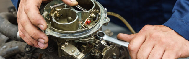 When (And Why) Did American Cars Stop Using Carbureted Engines?