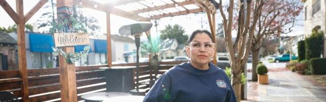 Gilroy residents rally against order for removal of controversial parklet
