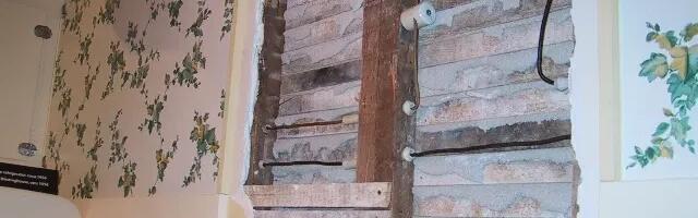 Проводка на изоляторах: как инженерный костыль стал популярным элементом современного дизайна