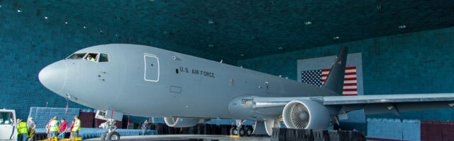 Why The US Air Force Has The World's Largest Anechoic Chamber (And What Is It Used For)