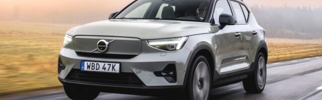 The 2023 Volvo XC40 Recharge AWD Ultimate SUV