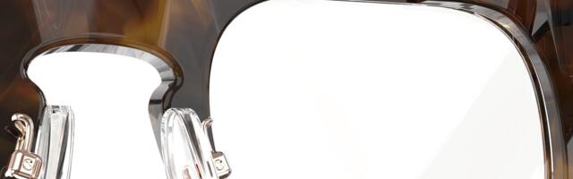 These smart glasses have a tiny little screen hidden in the frame