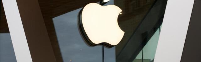 Apple announces $500 billion investment in US amid tariff threats that could affect the iPhone
