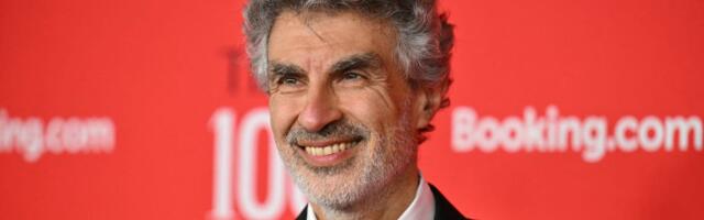 A godfather of AI shares the career advice he'd give to his 4-year-old grandson as AI displaces jobs