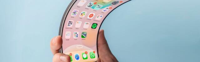 Apple Needs to Launch Its Foldable iPhone Flip in 2026. Here's Why