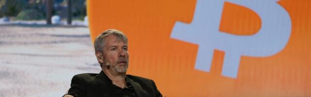 Michael Saylor’s Bitcoin Treasury Company Posts $12.5 Billion Loss, Boasts That People Are Still Giving It Money