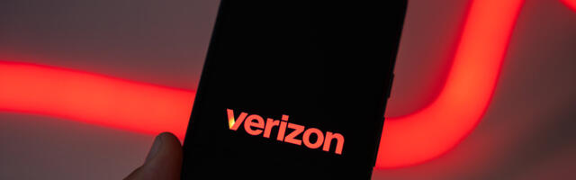 Verizon’s free line offer returns, but it falls short of T-Mobile