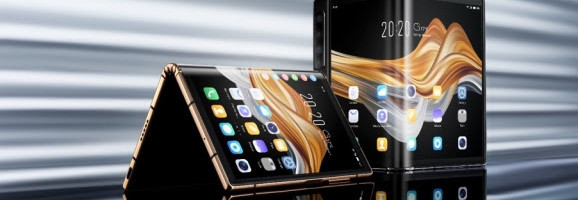 Royole returns with another foldable