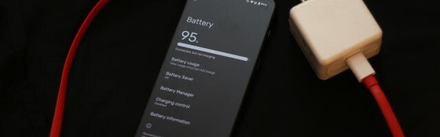 5 Common Habits That Are Ruining Your Phone's Battery