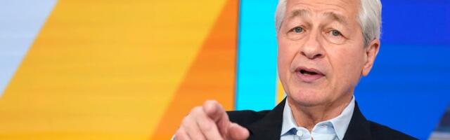 Jamie Dimon warns high taxes could push people out of New York  — but Wall Street isn't leaving yet