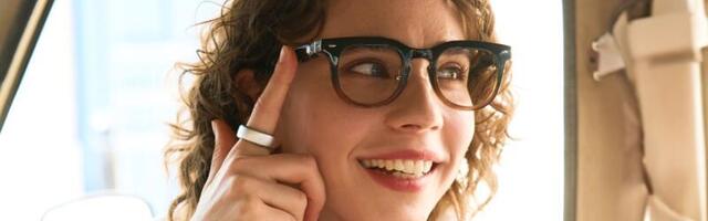 Halliday’s fact-checking smart glasses have a screen and a crazy control system