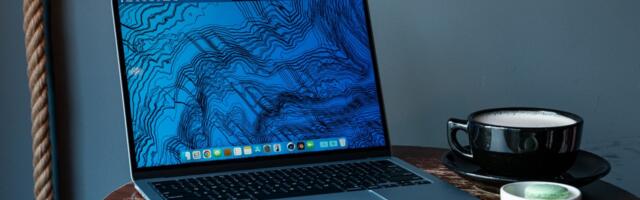 Apple MacBook Air M4 review: a little more for a little less