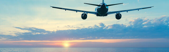 Yes, Planes Do Fly Over The Pacific Ocean - Here's Why Their Flight Paths Look So Distorted