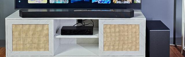 The Samsung Q990D is a flagship soundbar with a $500 discount