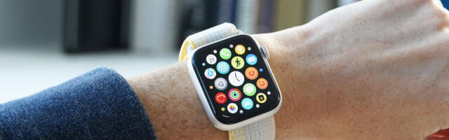 Here’s why I would get the Apple Watch SE 2 on sale instead of the Watch SE 3