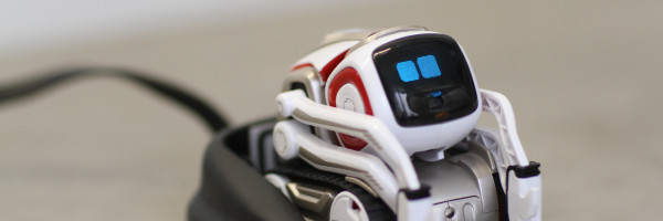 The owner of Anki’s assets plans to relaunch Cozmo and Vector this year