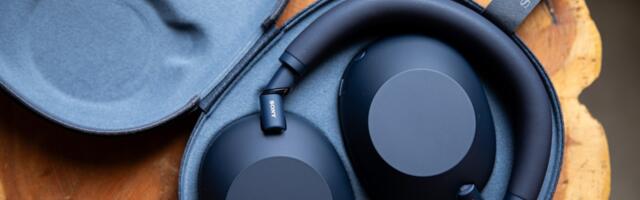 Sony brings audio sharing to its flagship noise-cancelling headphones