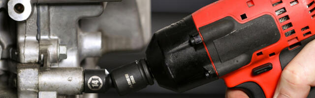 What Is A Swivel Socket For? Here's When To Use It