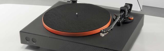 I use this affordable JBL turntable at home and I can’t recommend it highly enough for anyone putting together their first hi-fi system