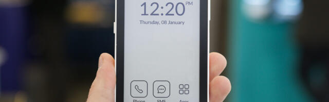 This tiny, e-ink Android phone is the minimalist gadget I’ve been waiting for